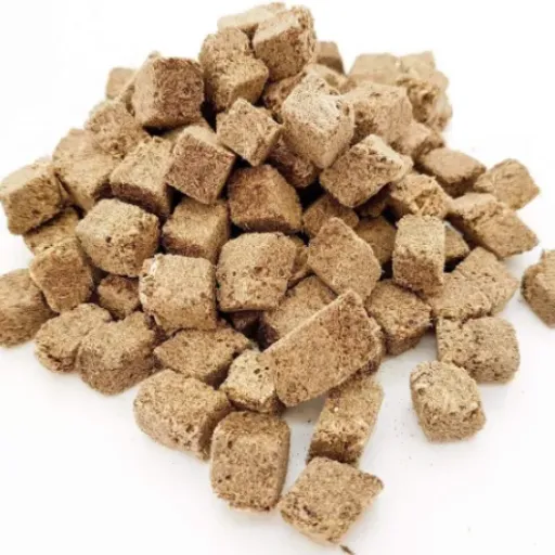 Test vers Tubifex séchés 200 g : la grosse boîte de protéines pour poissons sans prise de tête