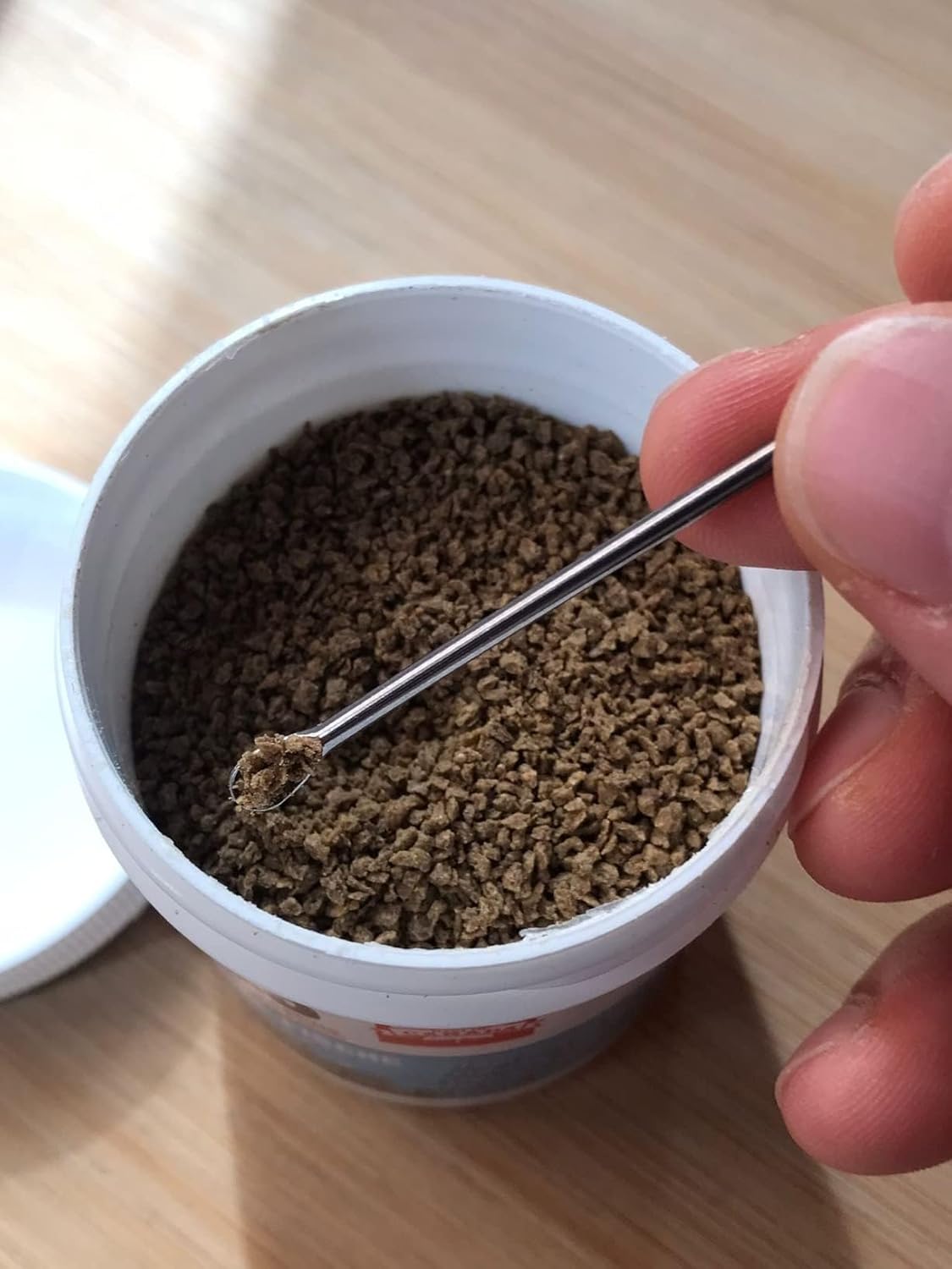 Bug Nourriture pour Poissons tropicaux avec Larves d'insectes Micro granules à couler Lentement 0,7-1 mm, 45 g 45 g (Lot de 1)